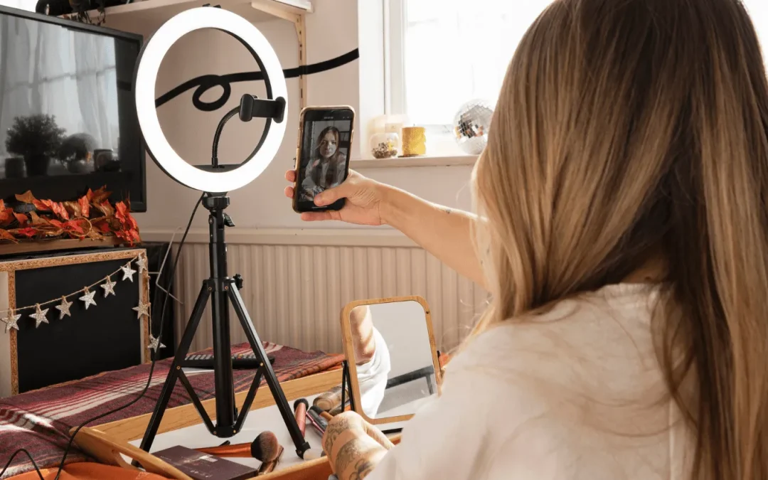 Les youtubeuses françaises : un phénomène d&rsquo;influence et de créativité