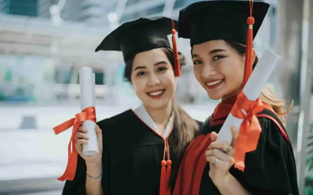 Bac STMG : quel avenir après le diplôme ? Formations et Métiers Porteurs