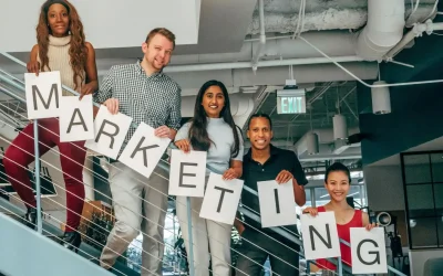 Différence entre marketing et communication : comprendre les rôles et complémentarités